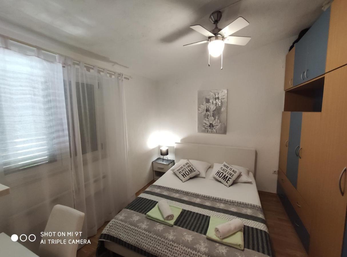 Apartment Burich Макарська Екстер'єр фото