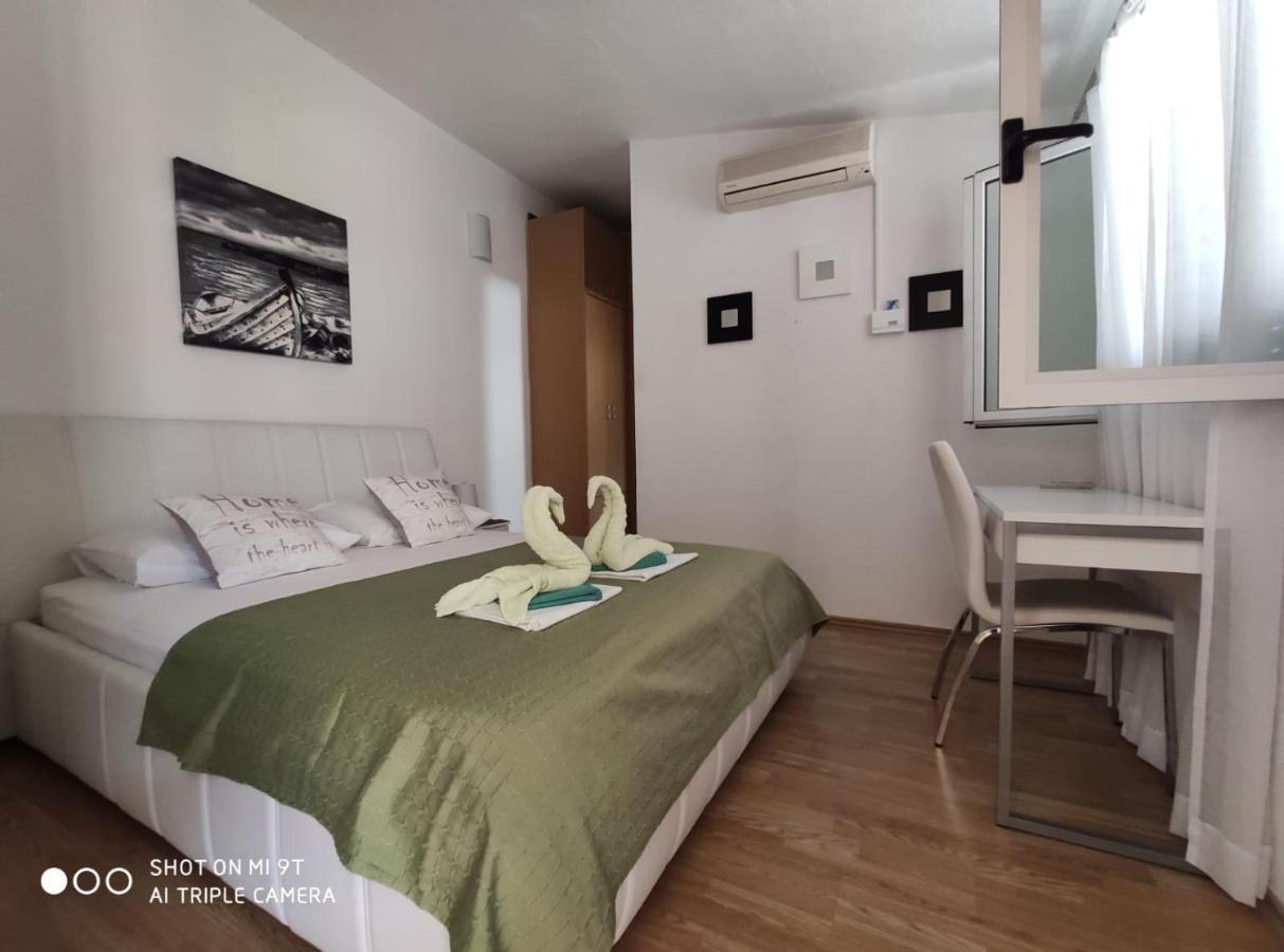 Apartment Burich Макарська Екстер'єр фото