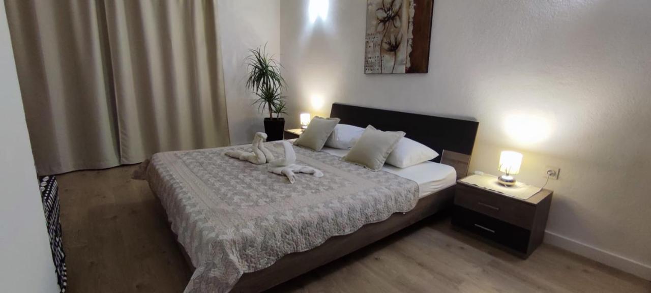 Apartment Burich Макарська Екстер'єр фото